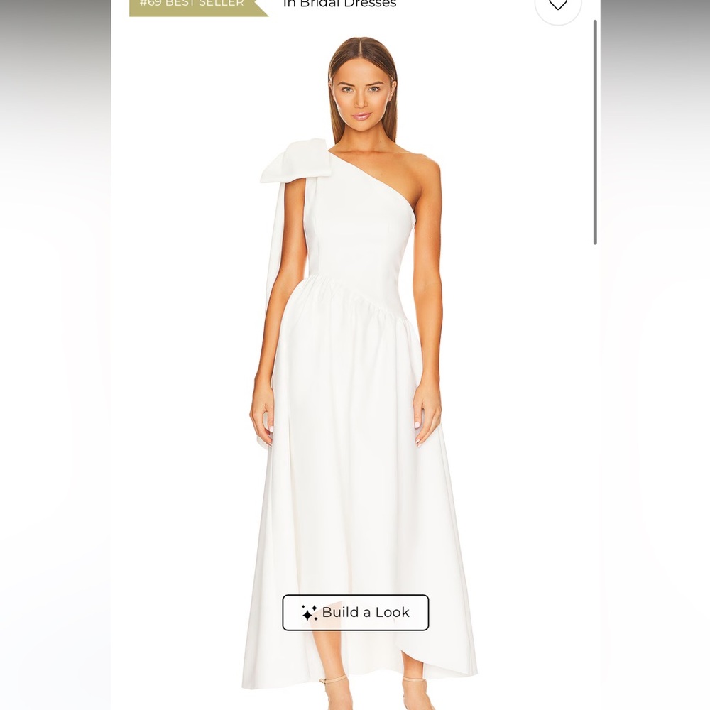 Liesel Dress in Ivory
ELLIATT